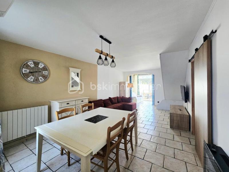 Maison - 94 m² - 5 pièces