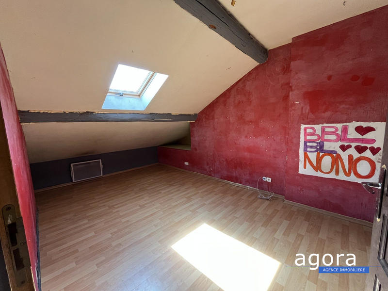 Maison - 100 m² - 6 pièces