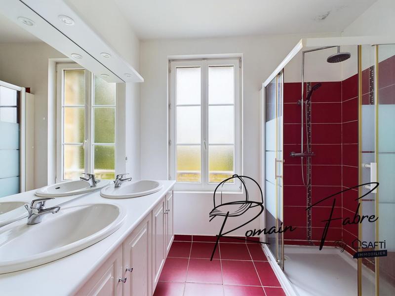 Maison - 123 m² - 4 pièces