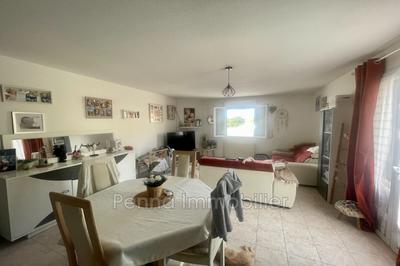 Appartement - 81 m² - 3 pièces