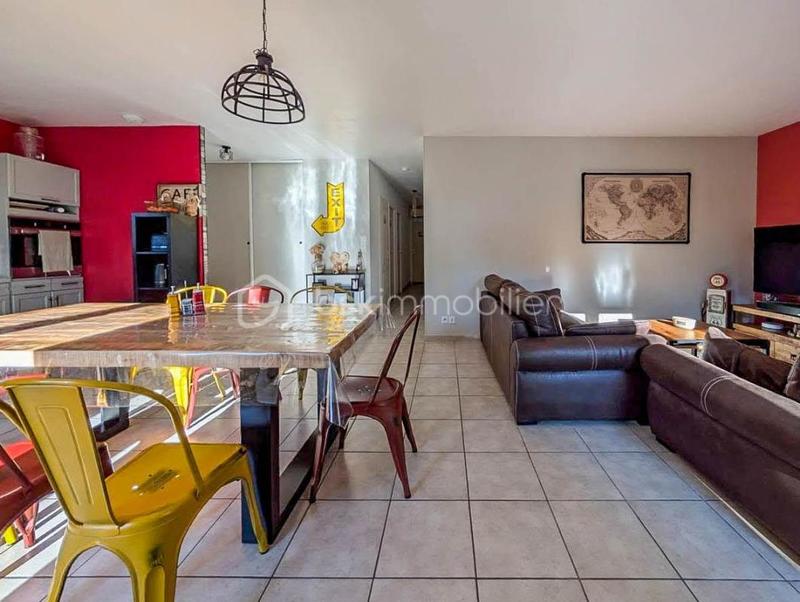 Maison - 105 m² - 5 pièces