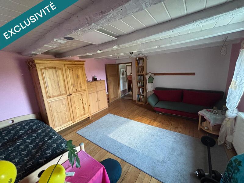 Maison - 210 m² - 7 pièces