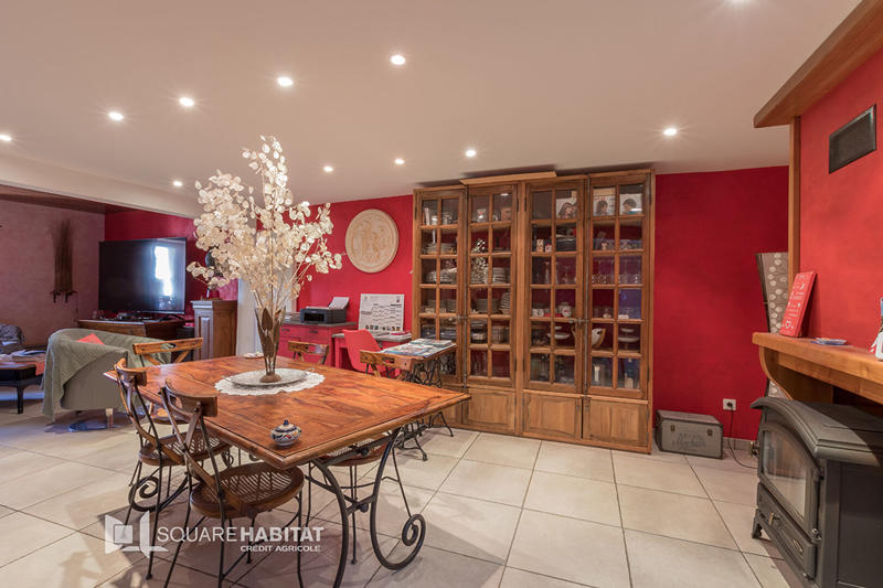 Maison - 550 m² - 15 pièces