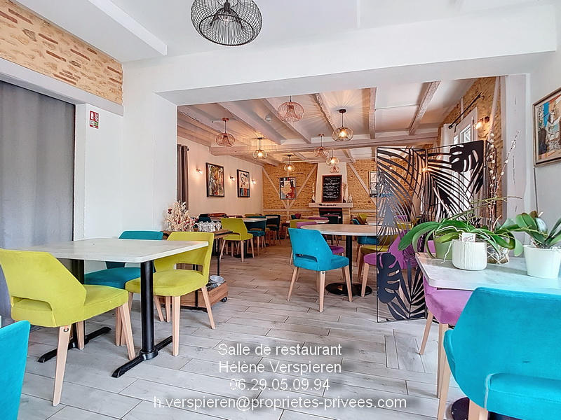 Maison - 213 m² - 10 pièces