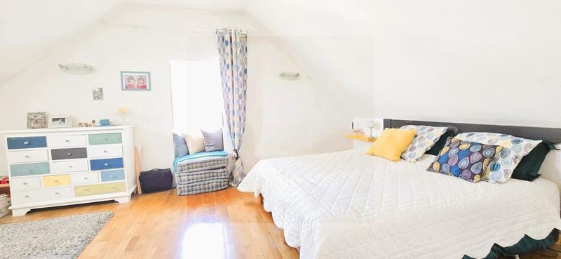 Maison - 149 m² - 7 pièces