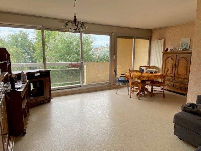 Appartement - 87 m² - 4 pièces
