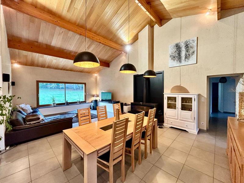 Maison - 150 m² - 5 pièces