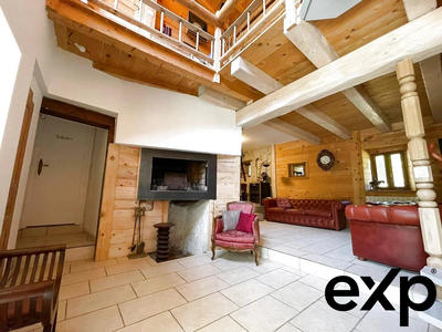 Maison - 198 m² - 8 pièces