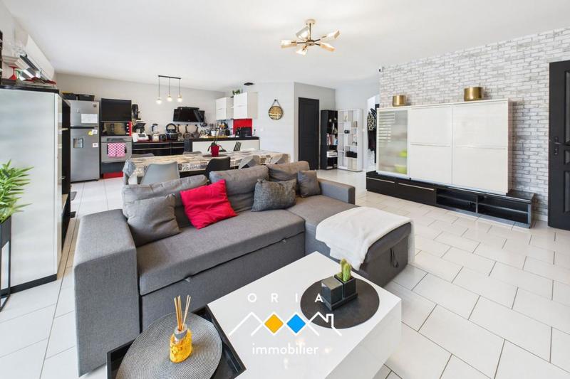 Maison - 91 m² - 5 pièces