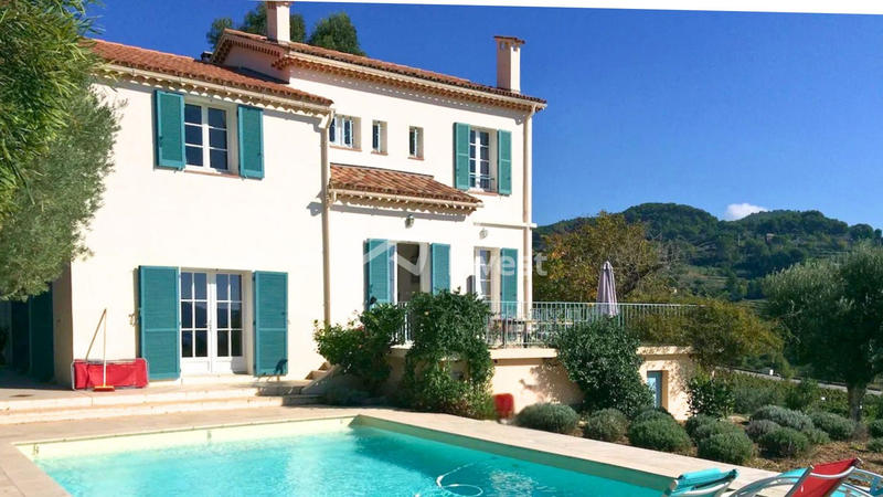 Maison ancienne - 170 m² - 6 pièces