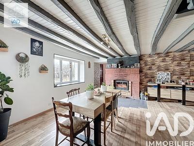 Maison - 107 m² - 5 pièces