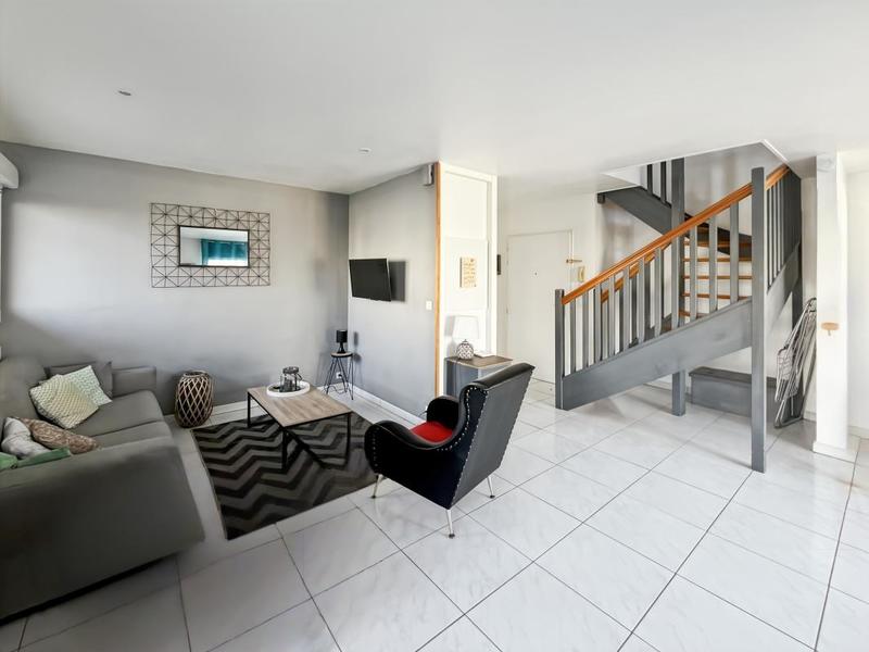 Appartement - 72 m² - 3 pièces