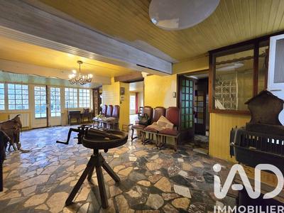 Maison - 137 m² - 6 pièces