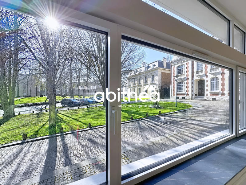 Appartement - 172 m² - 5 pièces