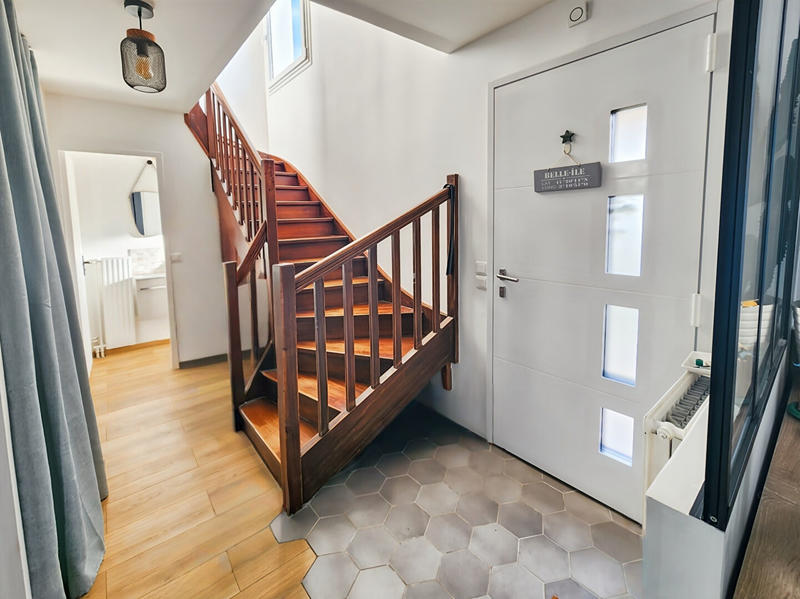 Maison - 103 m² - 5 pièces