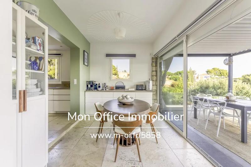 Maison - 185 m² - 7 pièces