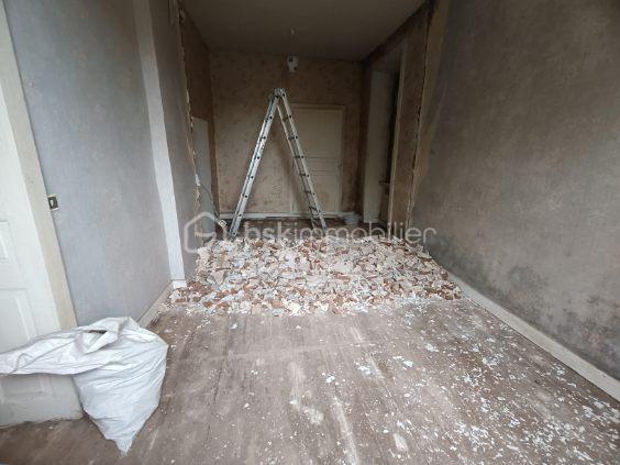 Maison - 500 m² - 23 pièces