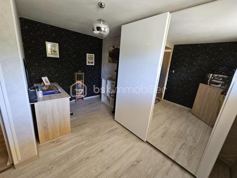 Maison traditionnelle - 162 m² - 7 pièces