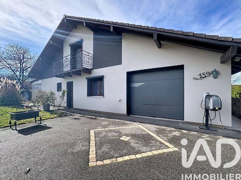 Maison - 155 m² - 6 pièces