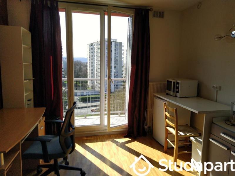 Chambre - 15 m² - 1 pièce