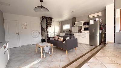 Maison - 70 m² - 3 pièces