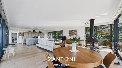 Villa - 180 m² - 4 pièces