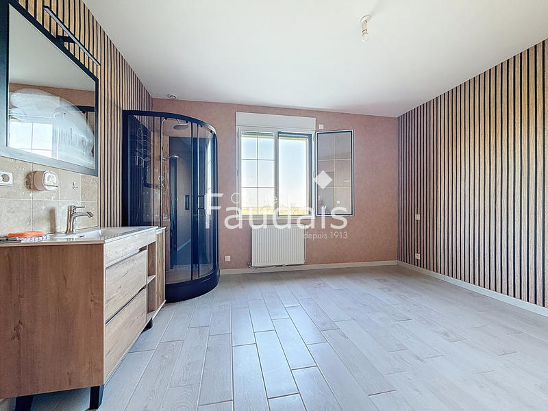 Maison - 140 m² - 7 pièces