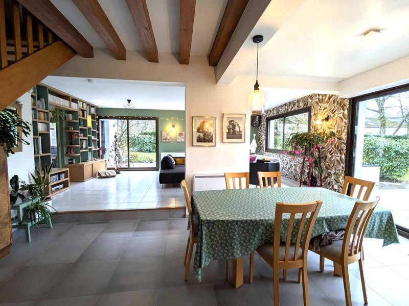 Maison - 150 m² - 7 pièces