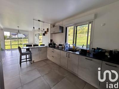 Maison - 140 m² - 6 pièces