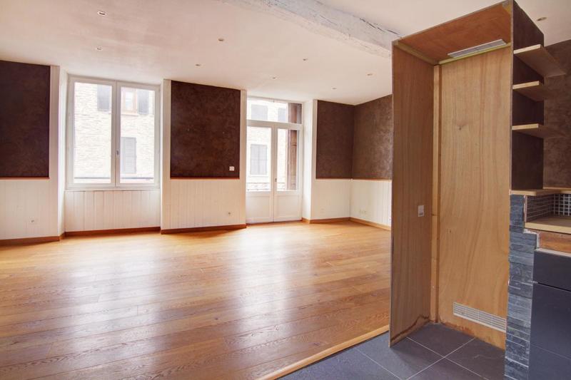 Appartement - 97 m² - 4 pièces