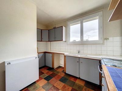 Appartement - 72 m² - 4 pièces