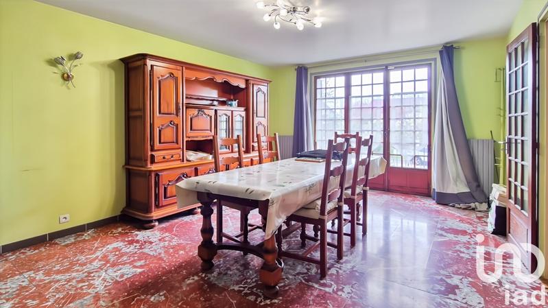 Maison - 181 m² - 7 pièces