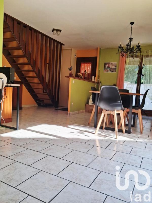 Maison - 184 m² - 9 pièces