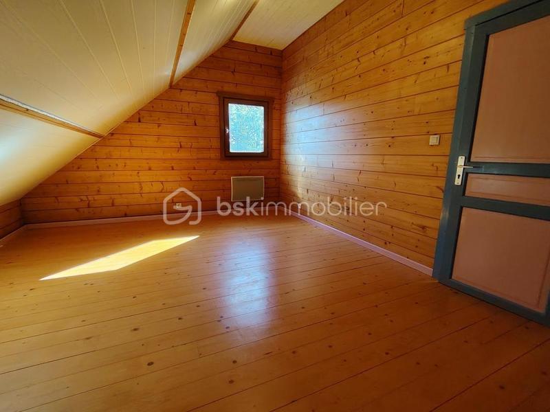 Maison de bois - 110 m² - 6 pièces