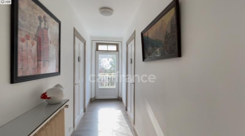 Maison de ville - 341 m² - 13 pièces