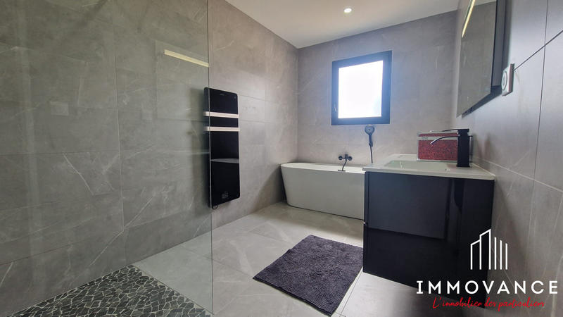 Villa - 144 m² - 6 pièces