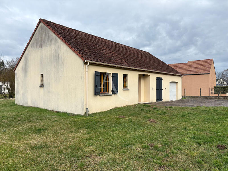 Maison - 85 m² - 5 pièces