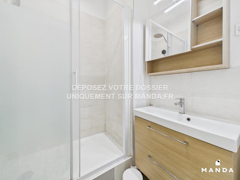 Chambre - 10 m² - 4 pièces