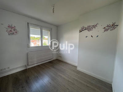 Maison - 76 m² - 5 pièces