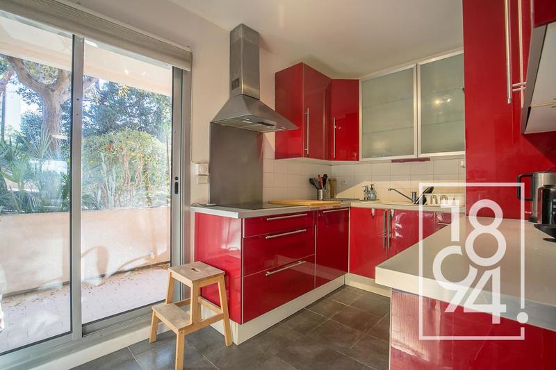 Appartement - 102 m² - 5 pièces