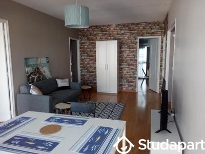 Chambre - 9 m² - 1 pièce