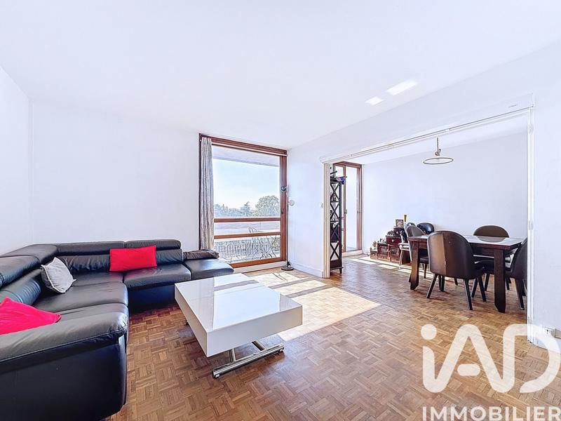 Appartement - 92 m² - 5 pièces