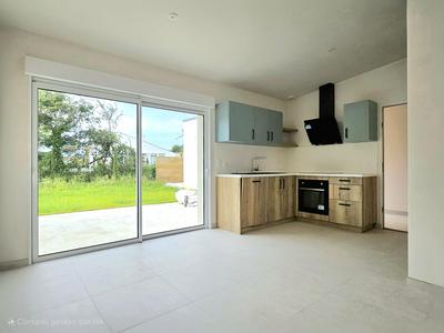 Maison - 82 m² - 4 pièces