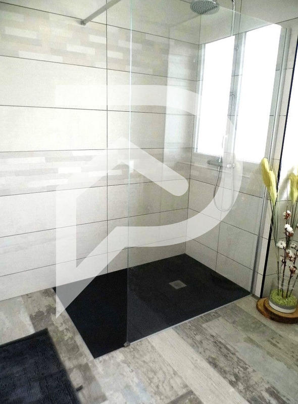 Maison - 229 m² - 10 pièces