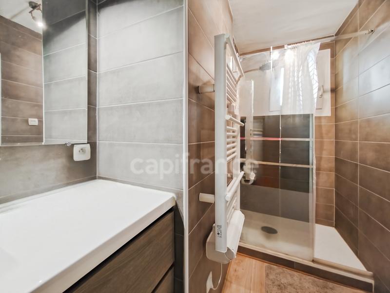 Appartement - 82 m² - 5 pièces