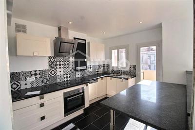 Appartement - 98 m² - 4 pièces