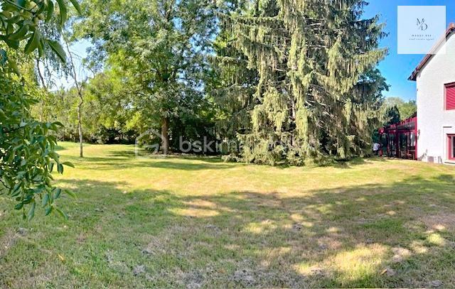 Maison de village - 189 m² - 9 pièces