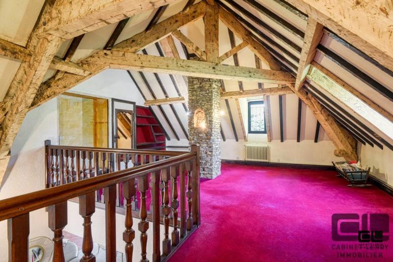 Propriété - 358 m² - 8 pièces