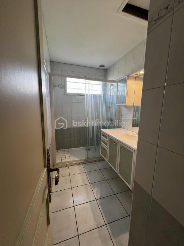 Maison traditionnelle - 91 m² - 4 pièces