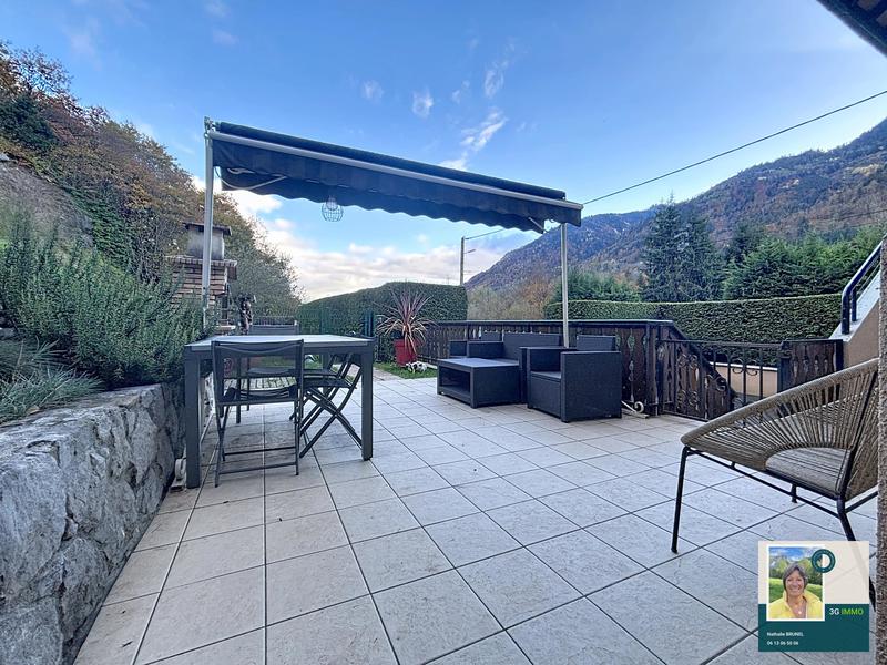 Maison - 162 m² - 7 pièces